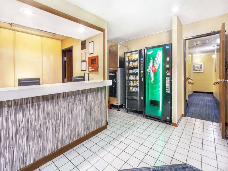 Magnuson Hotel Fort Wayne North - Coliseum Dış mekan fotoğraf